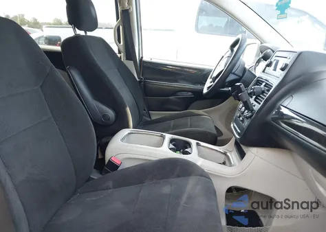 2012 Dodge Grand Caravan Sxt z USA, uszkodzony, nr VIN 2C4RDGCG8CR206352